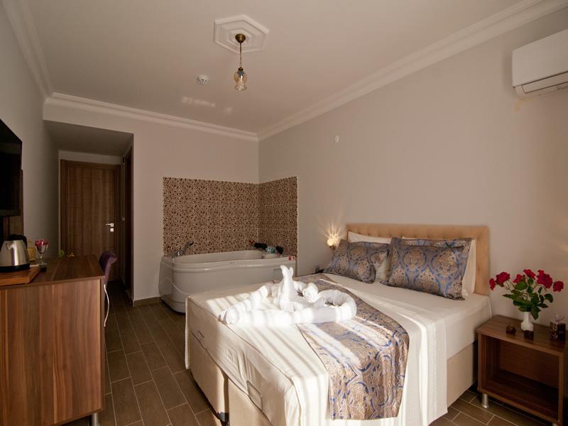 Defne Hotel อักวา ภายนอก รูปภาพ